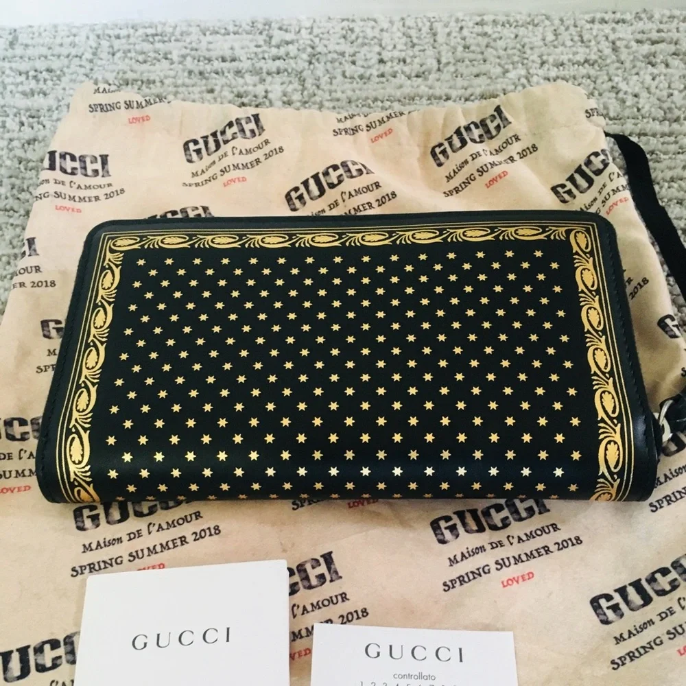 New Authentic Guccy Logo Moon & Stars Leather Zip Around Wallet - Picture 7 of 8